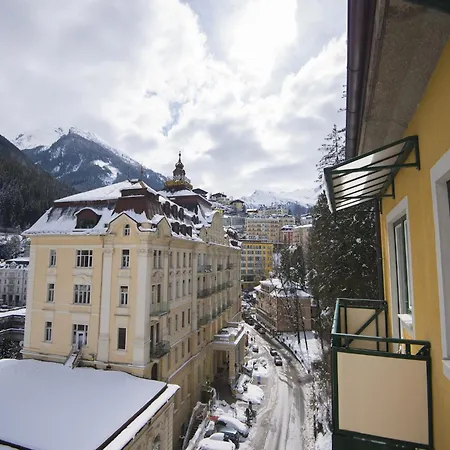 Modern With Winter Activities * Bad Gastein
